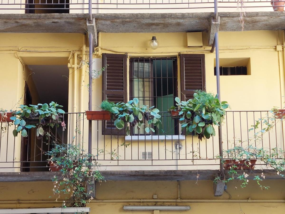 2 Via Fabio Mangone Apartment Milan Bagian luar foto