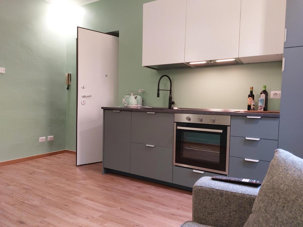 2 Via Fabio Mangone Apartment Milan Bagian luar foto
